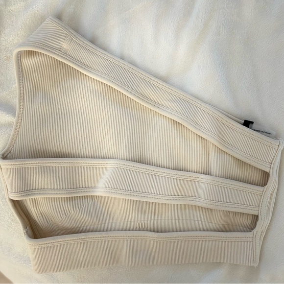 BO+TEE | Ribbed Sports Bra - Picture 6 of 6